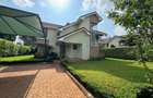 4 Bed Townhouse with En Suite in Kitisuru - 1