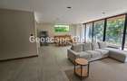 4 Bed Apartment with En Suite in Spring Valley - 12