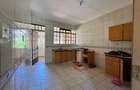 Serviced 3 Bed Apartment with En Suite in Kilimani - 12