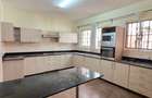 4 Bed Townhouse with En Suite at Kyuna - 6