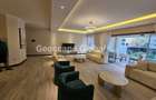3 Bed Apartment with En Suite in Riverside - 12