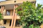 5 Bed Townhouse with En Suite in Westlands Area - 1