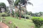 6 Bed House with En Suite at Lavington - 4