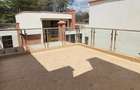 5 Bed Townhouse with En Suite in Lavington - 3
