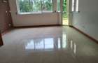 4 Bed Townhouse with En Suite in Riverside - 14