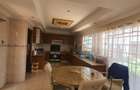 5 Bed Townhouse with En Suite at Westlands - 2