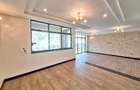 5 Bed Townhouse with En Suite at Lavington Green. - 16