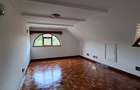 4 Bed Townhouse with En Suite at Off James Gichuru Road - 16