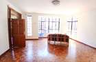 5 Bed Townhouse with En Suite at Lavington - 18