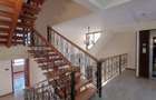 5 Bed Townhouse with En Suite at Convent Drive - 7