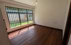 4 Bed Apartment with En Suite in Rosslyn - 4
