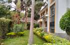 4 Bed Townhouse with En Suite in Lavington - 6