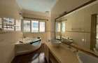 4 Bed Townhouse with En Suite at Riverside Drive - 7