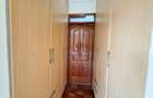 4 Bed Townhouse with En Suite at Off Glory Rd - 17