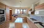 5 Bed Townhouse with En Suite in Lavington - 3