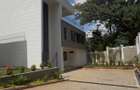 6 Bed Villa with En Suite in Kitisuru - 13
