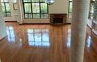 5 Bed Townhouse with En Suite at Lavington - 14