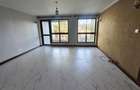 3 Bed Apartment with Gym in Garden Estate - 5