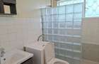 4 Bed House with En Suite at Rosslyn - 15