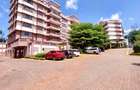 3 Bed Apartment with En Suite in Parklands - 16