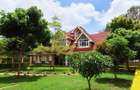 5 Bed House with En Suite in Runda - 2