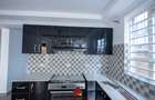 4 Bed Townhouse with En Suite at New Rain Hotel - 6