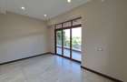 3 Bed Apartment with En Suite at Spring Valley - 15