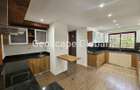 5 Bed House with En Suite in Runda - 6