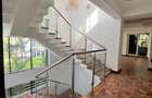5 Bed Townhouse with En Suite in Lavington - 3
