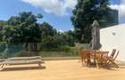 1 Bed Apartment with Swimming Pool in Rosslyn - 2