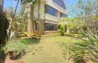 5 Bed Townhouse with En Suite in Lavington - 1