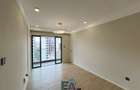 1 Bed Apartment with En Suite at Hatheru Road - 6