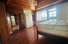 7 Bed House with En Suite at Mimosa - 9