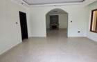 5 Bed Townhouse with En Suite at Kitisuru - 13