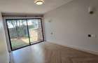 6 Bed Townhouse with En Suite at Lavington Green - 10