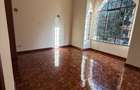 5 Bed Townhouse with En Suite at Lavington - 5