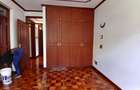4 Bed Townhouse with En Suite at Off James Gichuru Road - 9