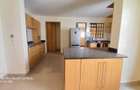 4 Bed Apartment with En Suite in Brookside - 6