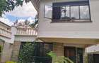 4 Bed Townhouse with En Suite in Lavington - 19