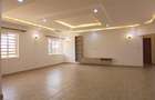 3 Bed Apartment in Ridgeways - 1