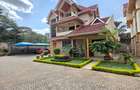 4 Bed Townhouse with En Suite at Kaputei Gardens. - 4