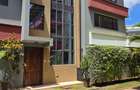 5 Bed Townhouse with En Suite at Lavington Green - 20