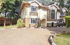 5 Bed House with En Suite in Lavington - 2