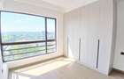 3 Bed Apartment with En Suite at Riverside Drive - 7