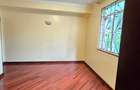 5 Bed Townhouse with En Suite at Lavington Green - 18