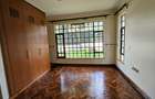 4 Bed Townhouse with En Suite in Kiambu Road - 15