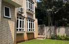 5 Bed Townhouse with En Suite at Lavington - 3