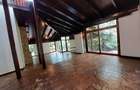 4 Bed House with En Suite at Lake View - 12