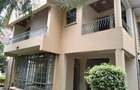 5 Bed Townhouse with En Suite in Lavington - 4