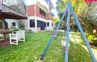 5 Bed Townhouse with En Suite in Spring Valley - 1